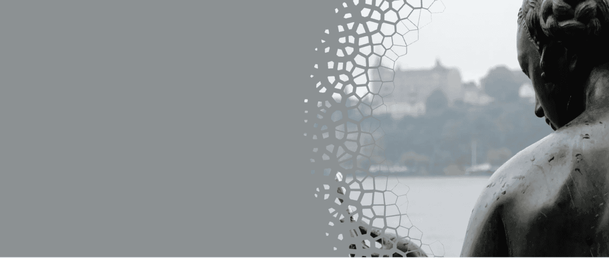 Image make using an voronoi fading svg